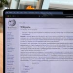 Wikipedia Says AI Is Causing a Dangerous Decline in Human Visitors