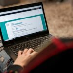 A Researcher Made an AI That Completely Breaks the Online Surveys Scientists Rely On