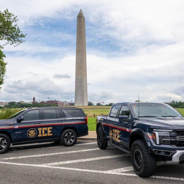 ICE Phishing: Scammers Are Sending ‘Support ICE’ Emails to Steal Credentials