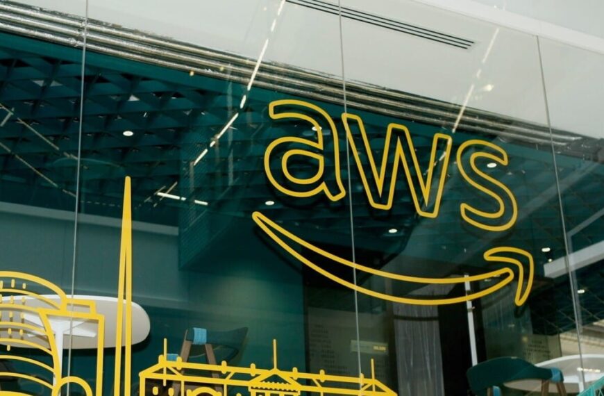 Amazon Data Centers on Fire After Iranian Missile Strikes on Dubai