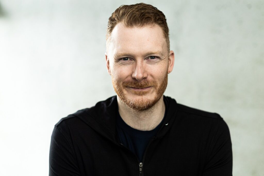 Khosla Ventures is betting $10M on Ian Crosby, whose first startup, Bench, imploded
