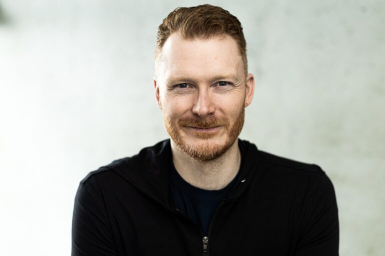 Khosla Ventures is betting $10M on Ian Crosby, whose first startup, Bench, imploded
