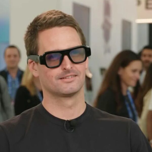 Can anyone look cool&hellip;