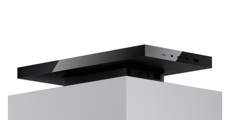 Microsoft created the mini Surface dev box that Qualcomm couldn’t