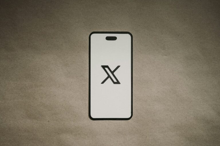 X’s Algorithm Feeds Off Ragebait and Impacts Democrats More, Study Finds