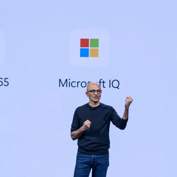 Microsoft hits 10 quarters&hellip;