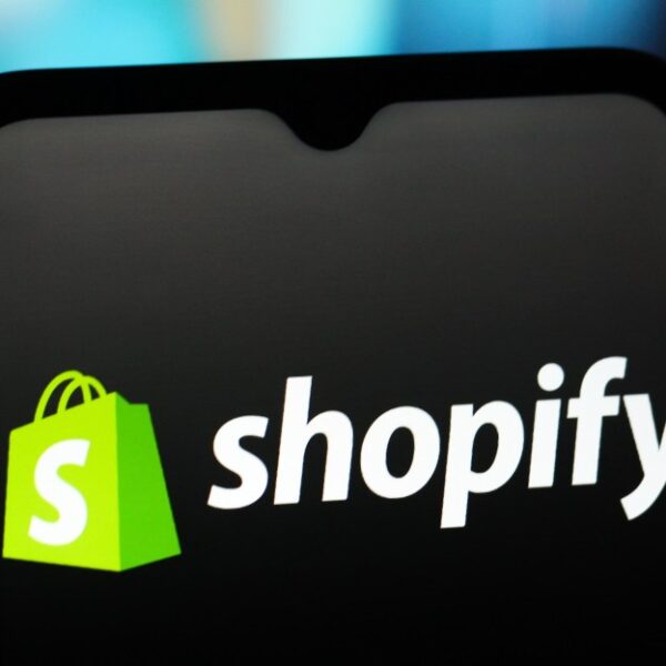 Shopify opens its catalog&hellip;